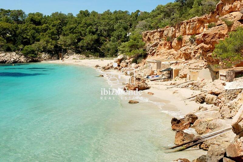 вилла продается в Sant Jordi de Ses Salines, Ibiza