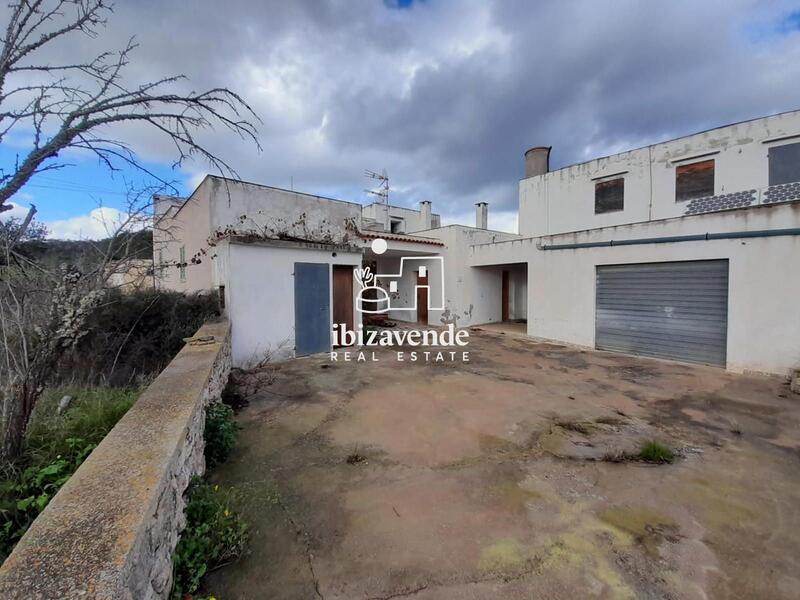 Villa til salgs i Sant Antoni de Portmany, Ibiza