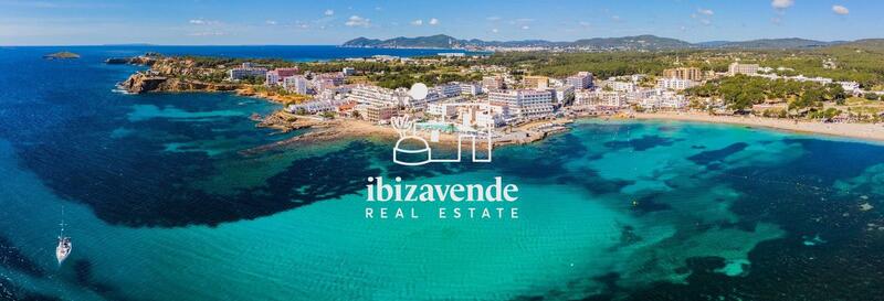 Villa à vendre dans Santa Eularia Des Riu, Ibiza