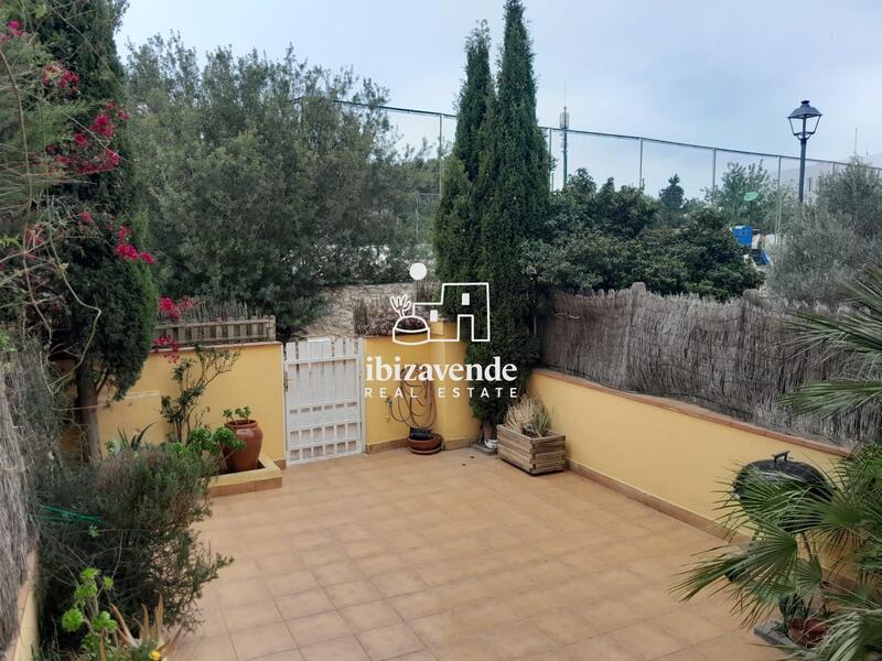 Duplex til salgs i Sant Rafel de Sa Creu, Ibiza