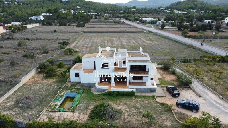 Villa à vendre dans Sant Josep de Sa Talaia, Ibiza