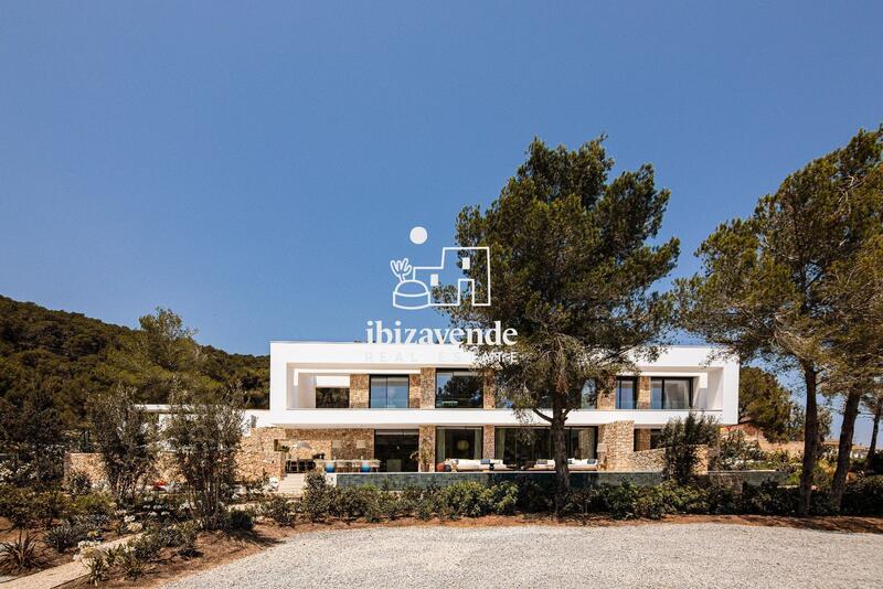 Villa til salgs i Santa Eularia Des Riu, Ibiza