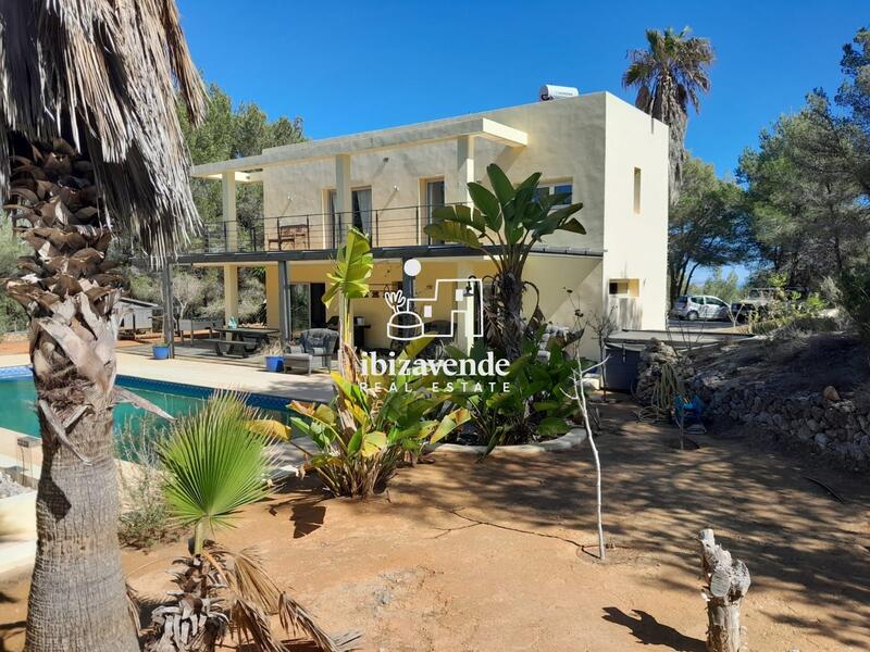 Villa à vendre dans Santa Eularia Des Riu, Ibiza