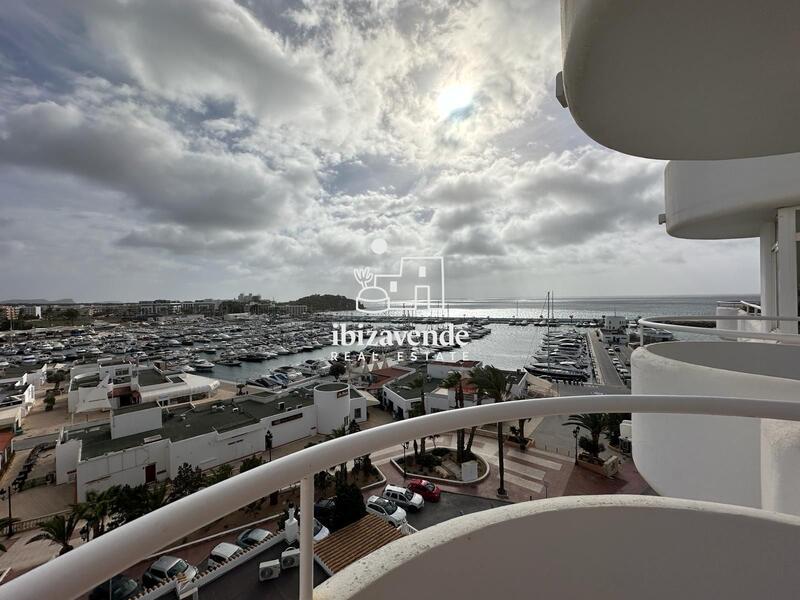 Apartment for Long Term Rent in Santa Eularia Des Riu, Ibiza