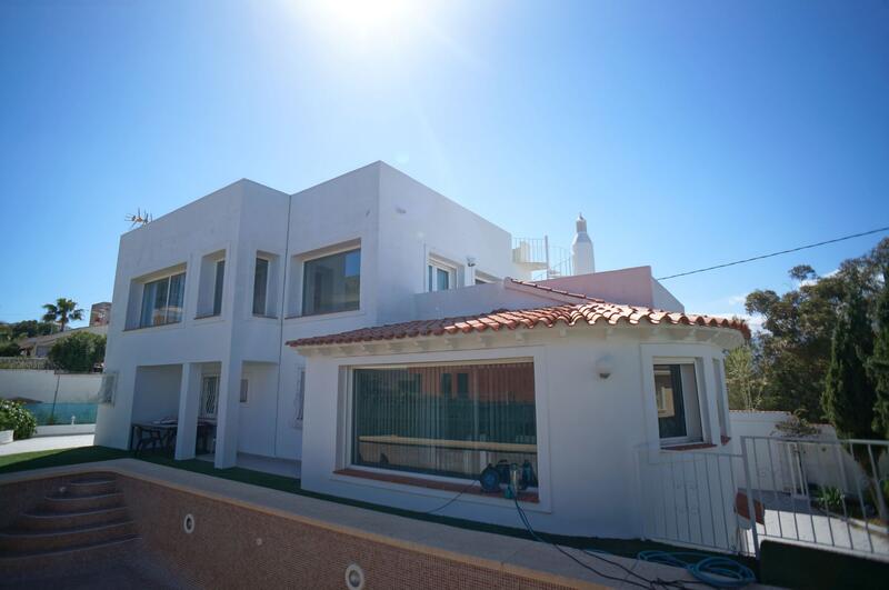 Villa till salu i Albir, Alicante
