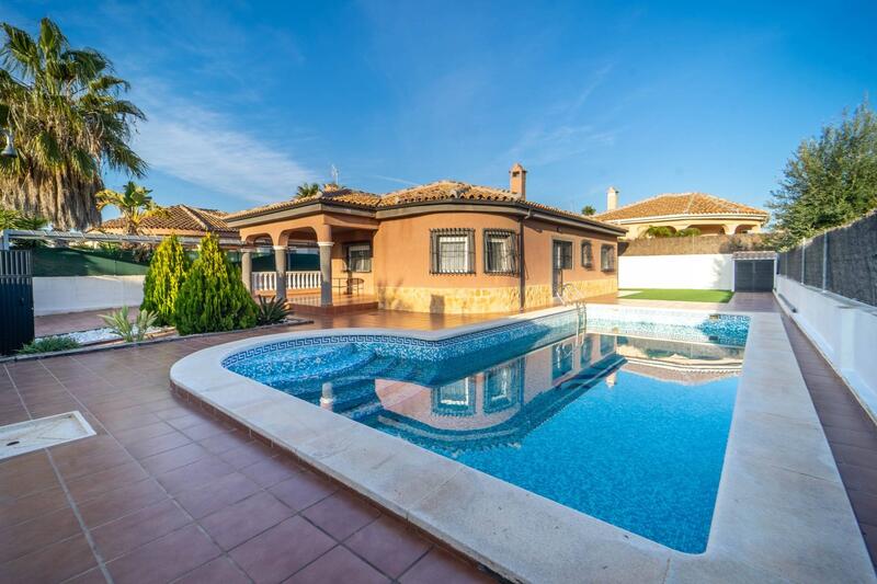 Villa till salu i Baños y Mendigo, Murcia