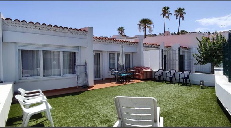 Villa til salgs i Playa de las Americas, Tenerife