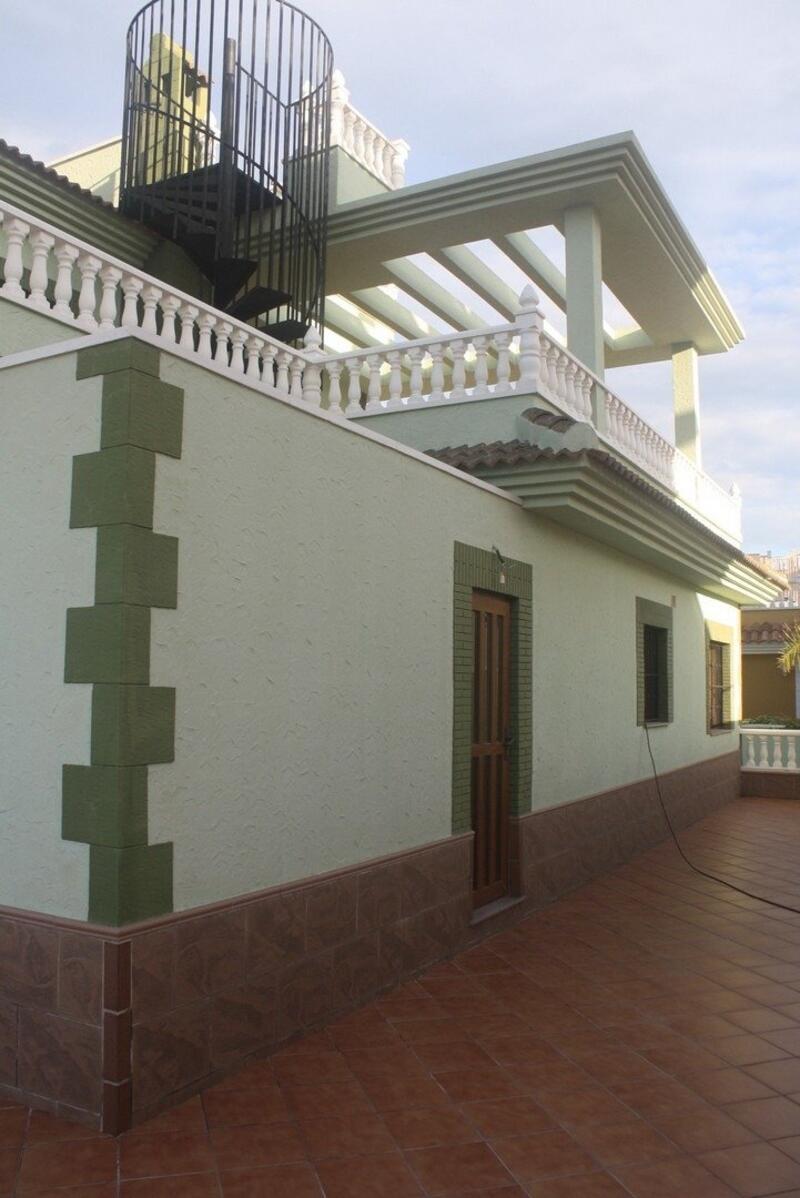 3 Cuarto Villa en venta