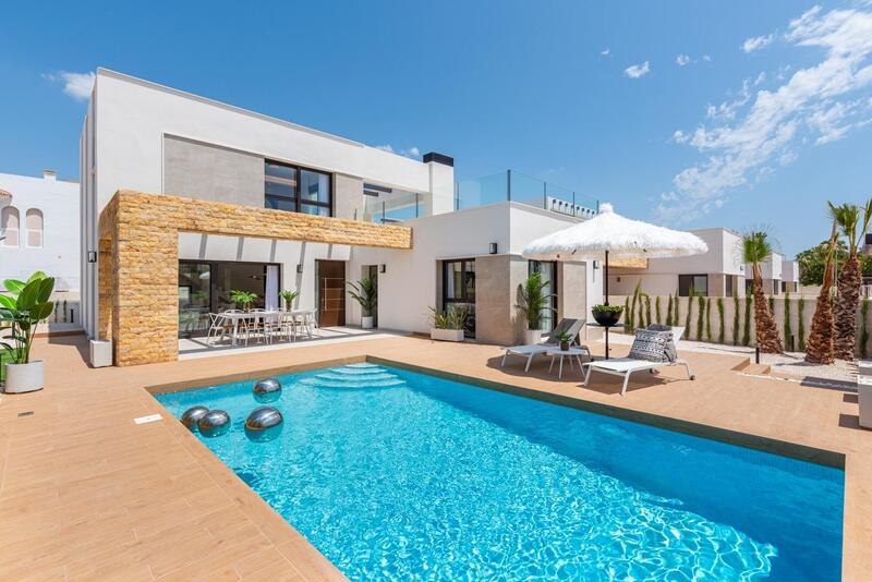 Villa for sale in Rojales, Alicante