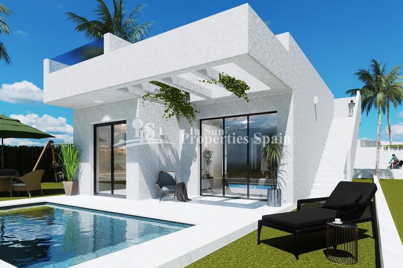 Villa en venta en Algorfa, Alicante