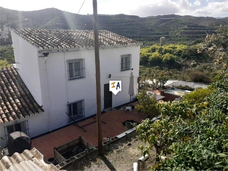 Landhuis Te koop in Benamargosa, Málaga