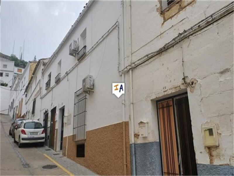 Byhus til salg i Alcala la Real, Jaén