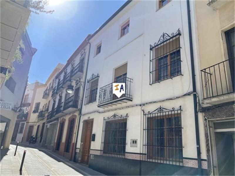 Townhouse for sale in Alcaudete, Jaén