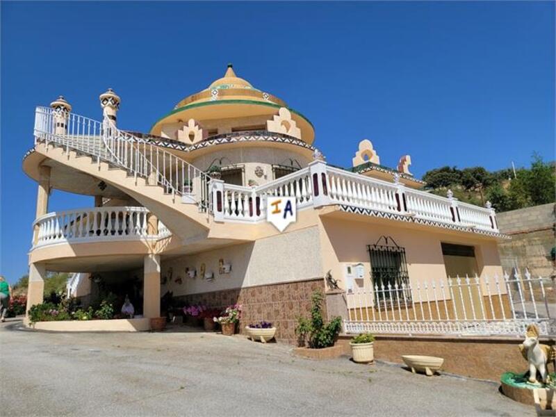 Villa til salg i Loja, Granada