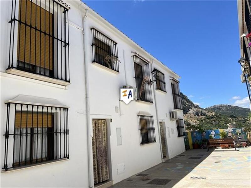 Maison de Ville à vendre dans Zuheros, Córdoba