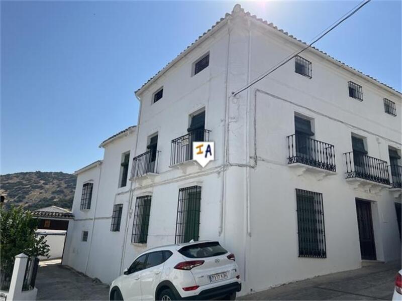 Townhouse for sale in Zuheros, Córdoba