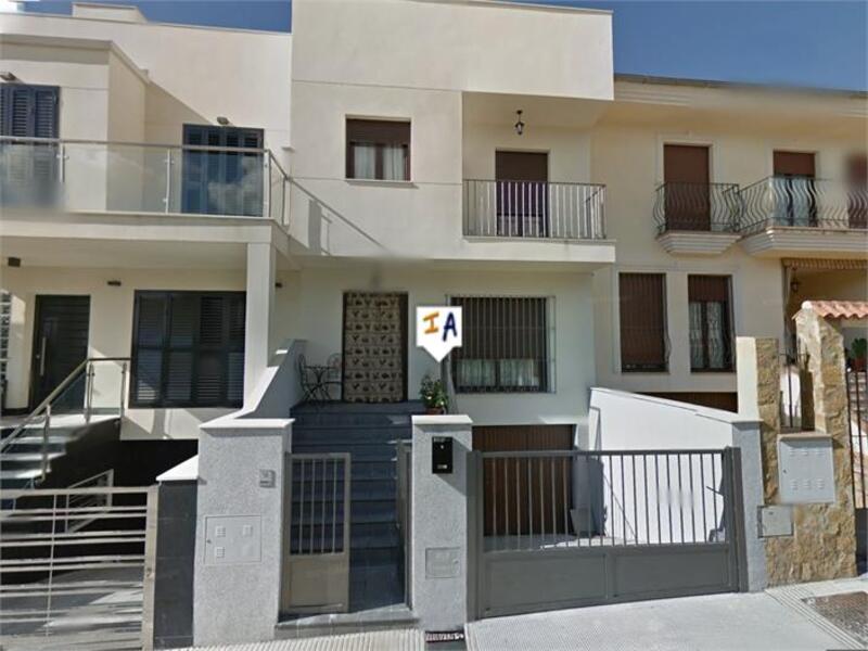 Townhouse for sale in Alcaudete, Jaén