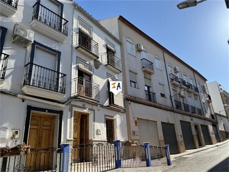 Townhouse for sale in Rute, Córdoba