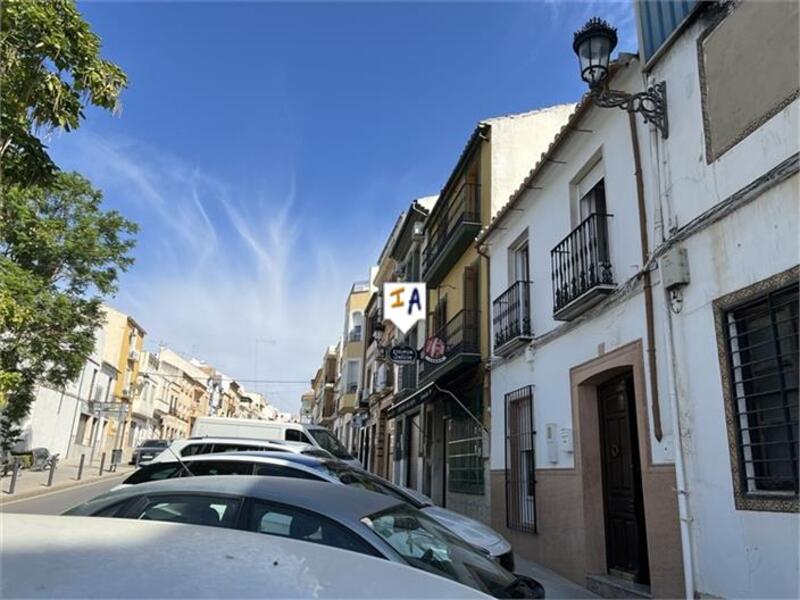 Townhouse for sale in Rute, Córdoba