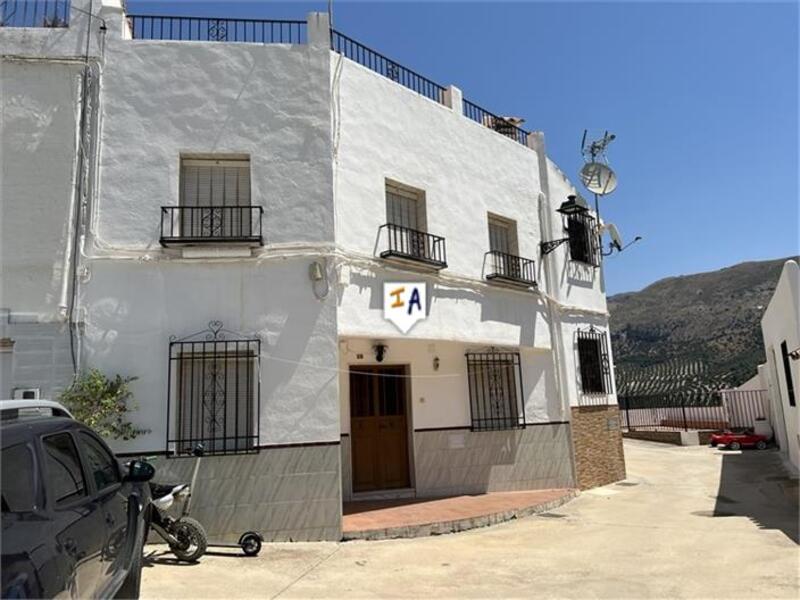 Townhouse for sale in Rute, Córdoba