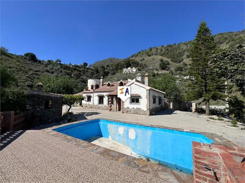 Villa Te koop in Competa, Málaga