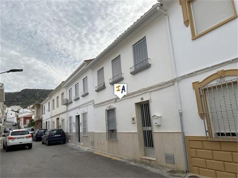 Maison de Ville à vendre dans Castillo de Locubin, Jaén