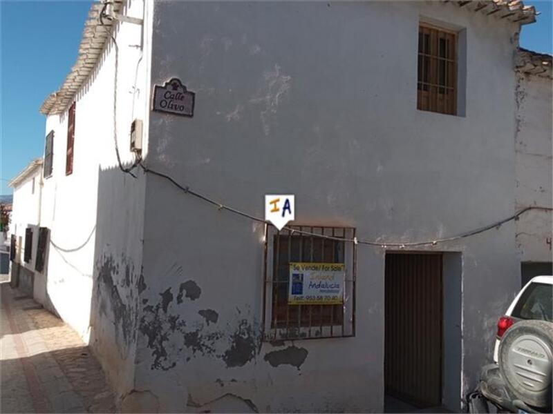 городская тюрьма продается в Moclin, Granada