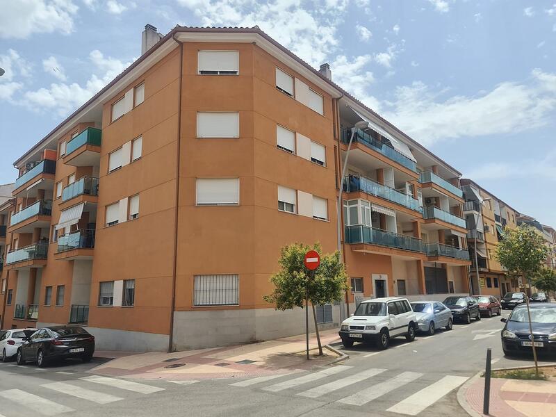Lejlighed til salg i Sax, Alicante