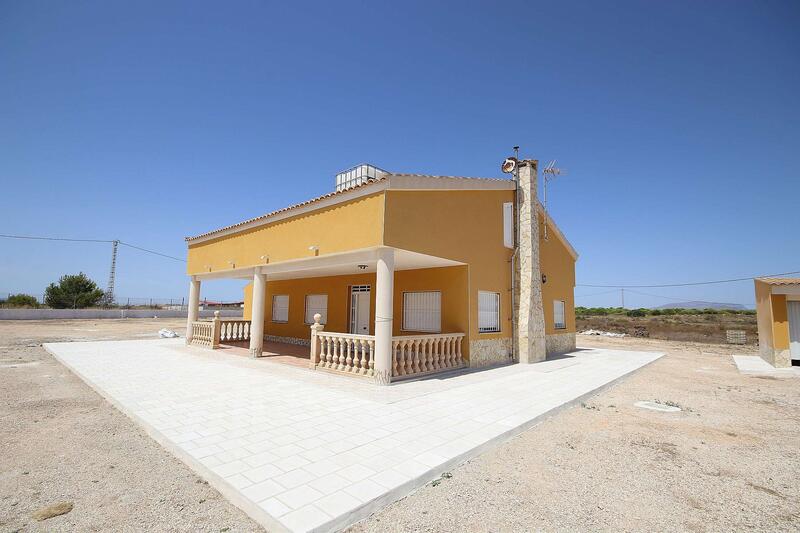 Villa til salgs i El Altet, Alicante