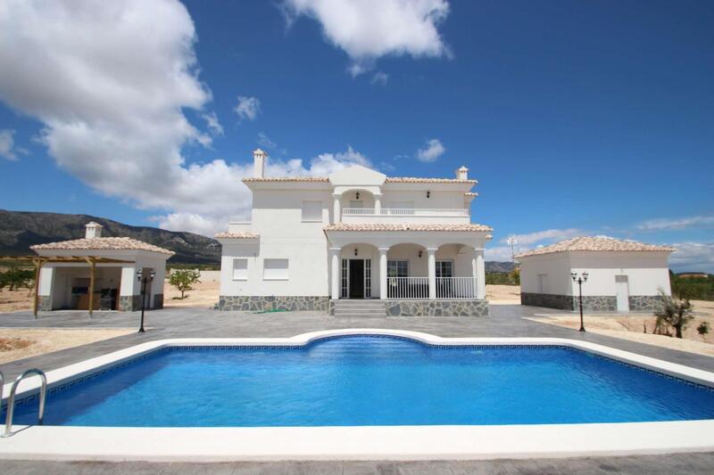 Villa til salgs i Pinoso, Alicante