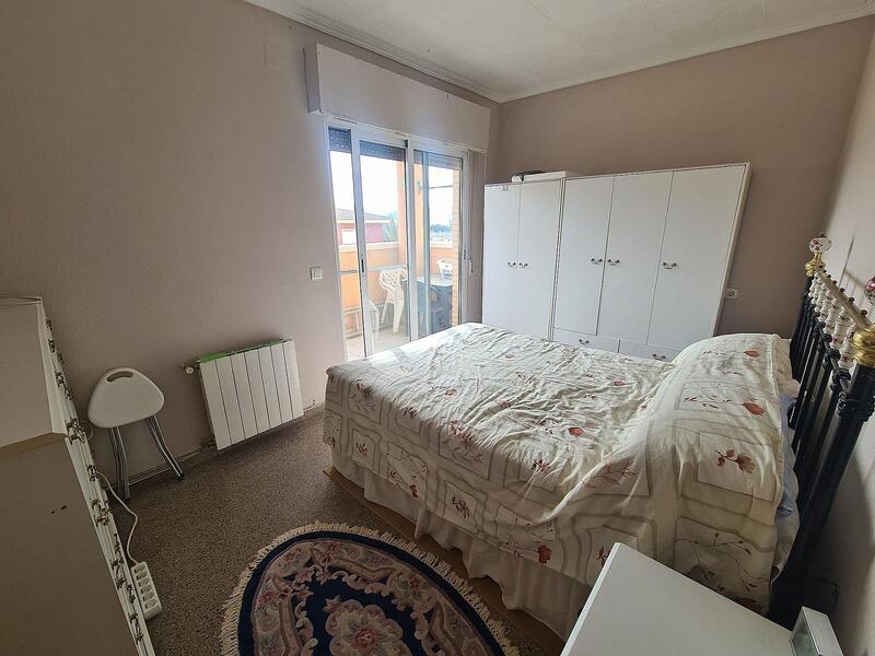 4 Schlafzimmer Stadthaus zu verkaufen