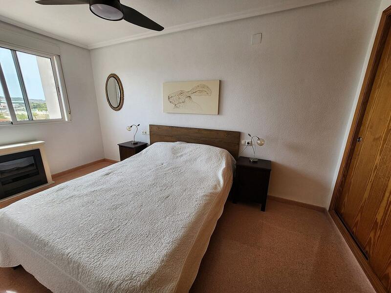 3 Schlafzimmer Stadthaus zu verkaufen