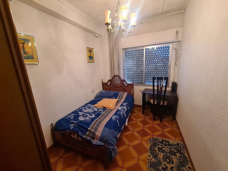 6 Cuarto Adosado en venta