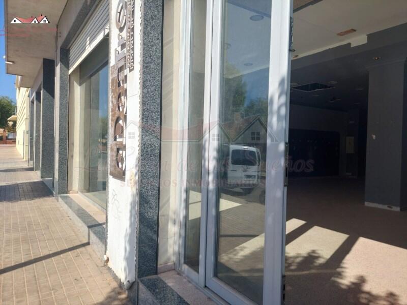 Commercial Property for sale in Petrer, Alicante