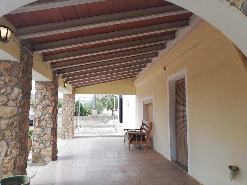 Country House for sale in Yecla, Murcia