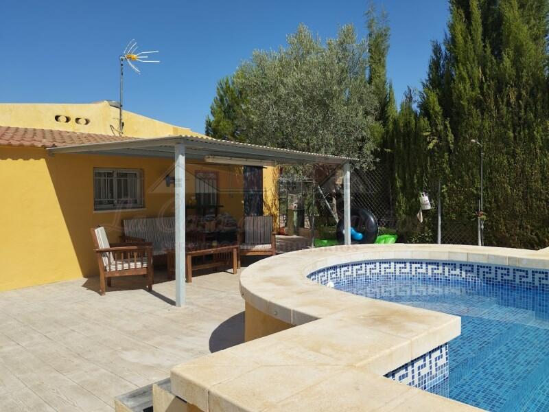 Casa de Campo en venta en Sax, Alicante