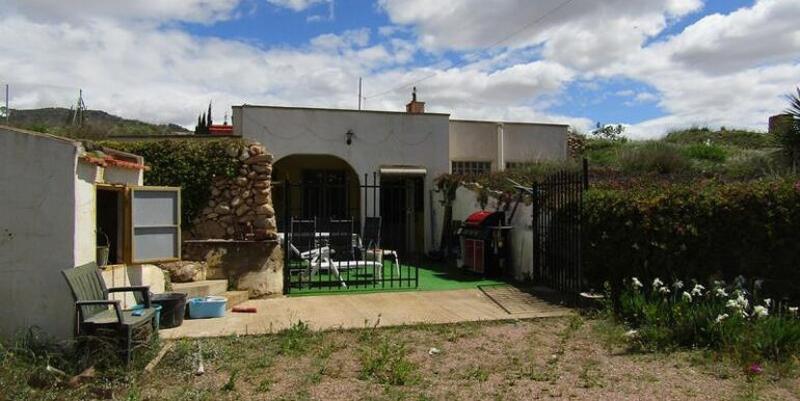 Cave House for sale in La Romana, Alicante