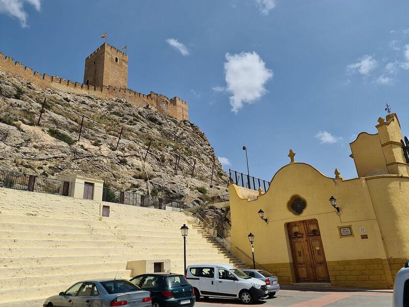 Lantställe till salu i Sax, Alicante