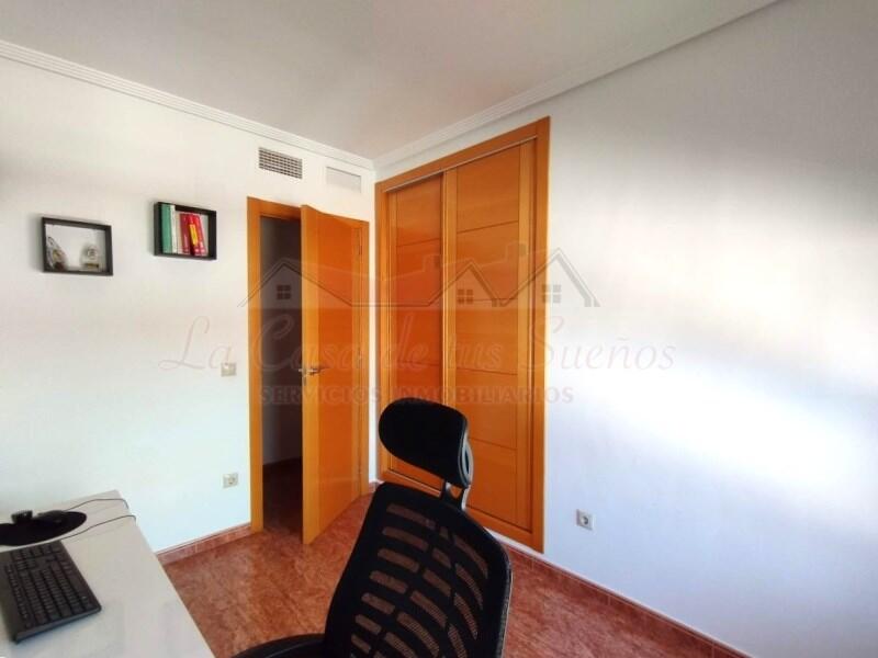 3 bedroom Apartment for sale