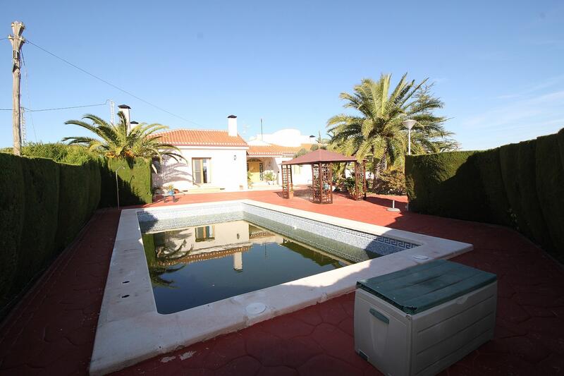 4 bedroom Villa for sale