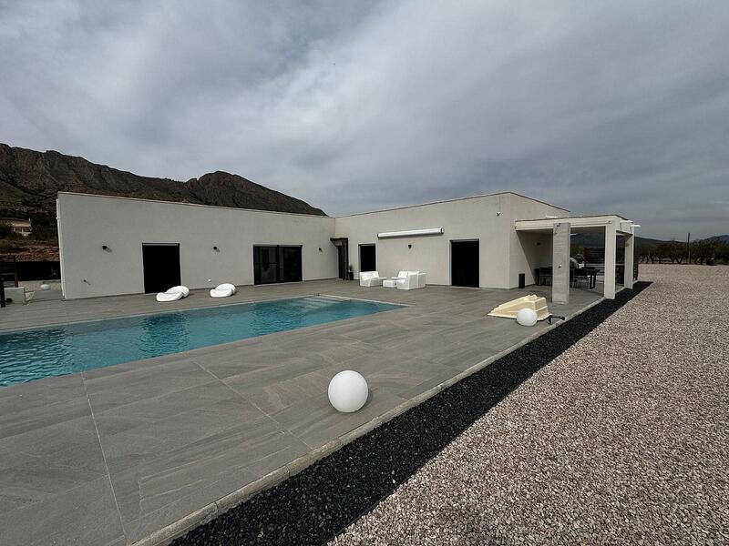 5 bedroom Villa for sale