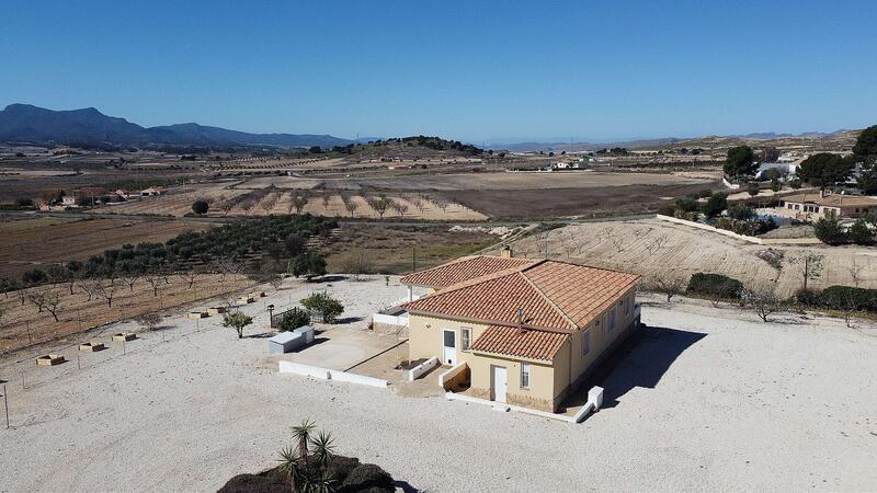 Villa for sale in Torre del Rico, Alicante