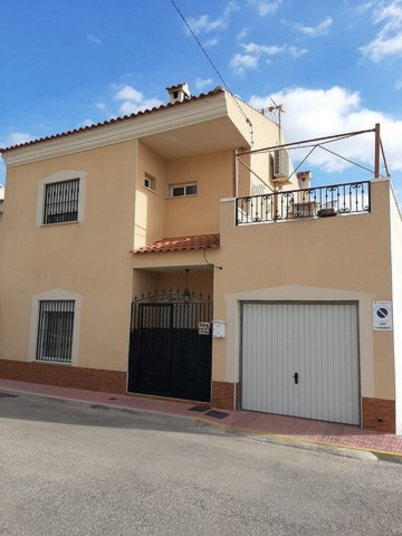 Villa til salg i Hondon de los Frailes, Alicante