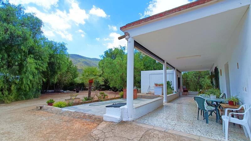 4 bedroom Villa for sale