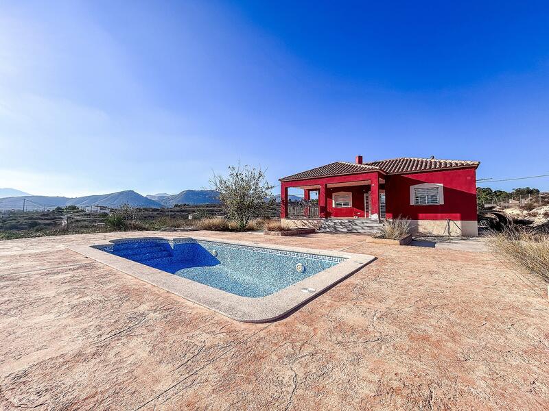 Villa for sale in La Romana, Alicante