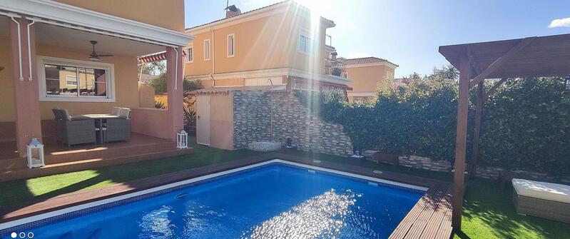 3 bedroom Villa for sale