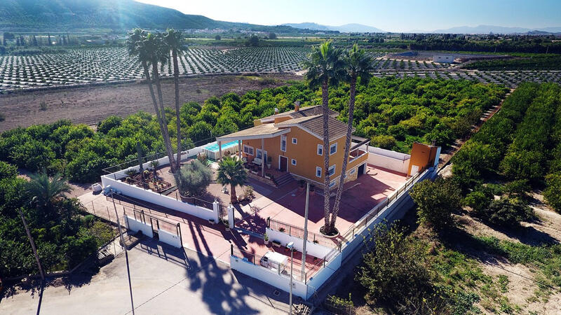 вилла продается в Orihuela, Alicante