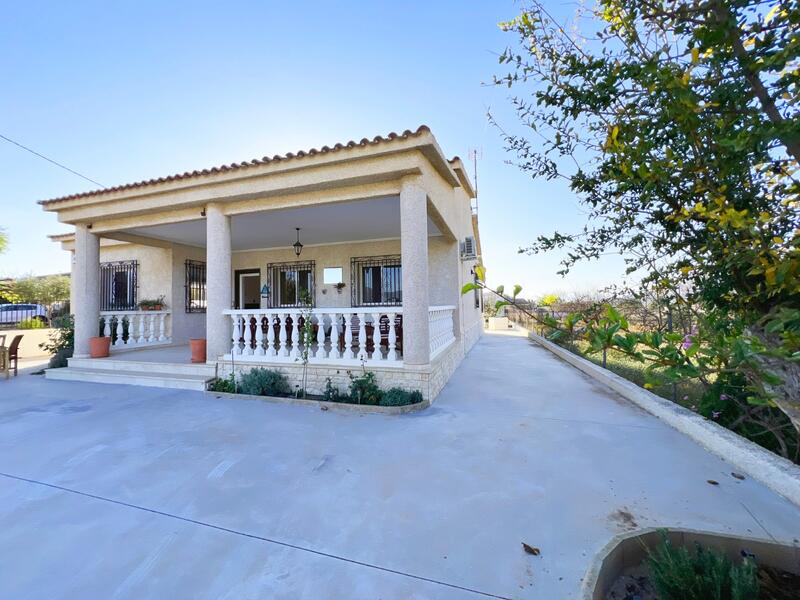 4 bedroom Villa for sale