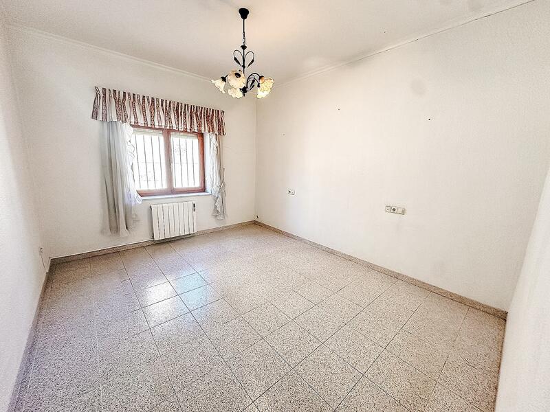 3 bedroom Townhouse for sale