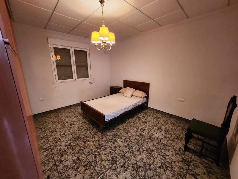 6 Schlafzimmer Stadthaus zu verkaufen